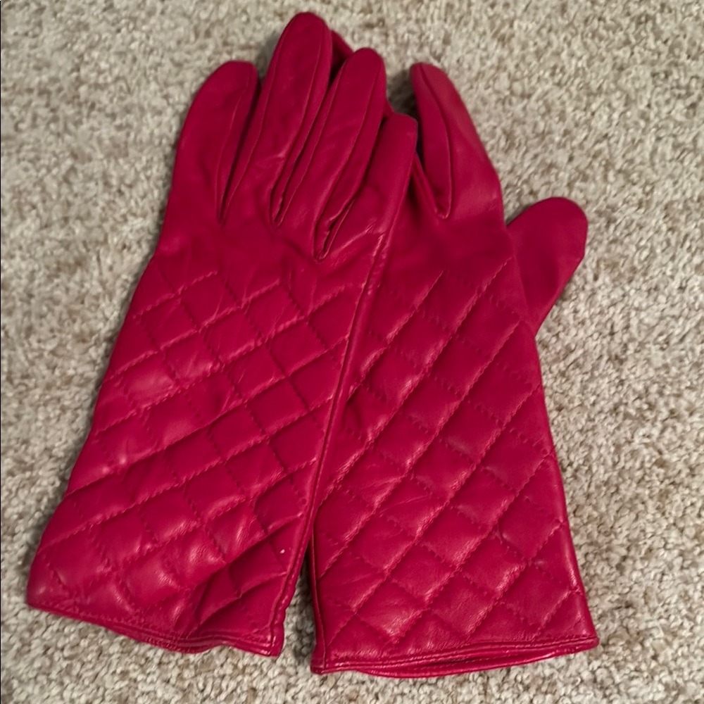 JCrew pink Quilted Leather Gloves size s/m
